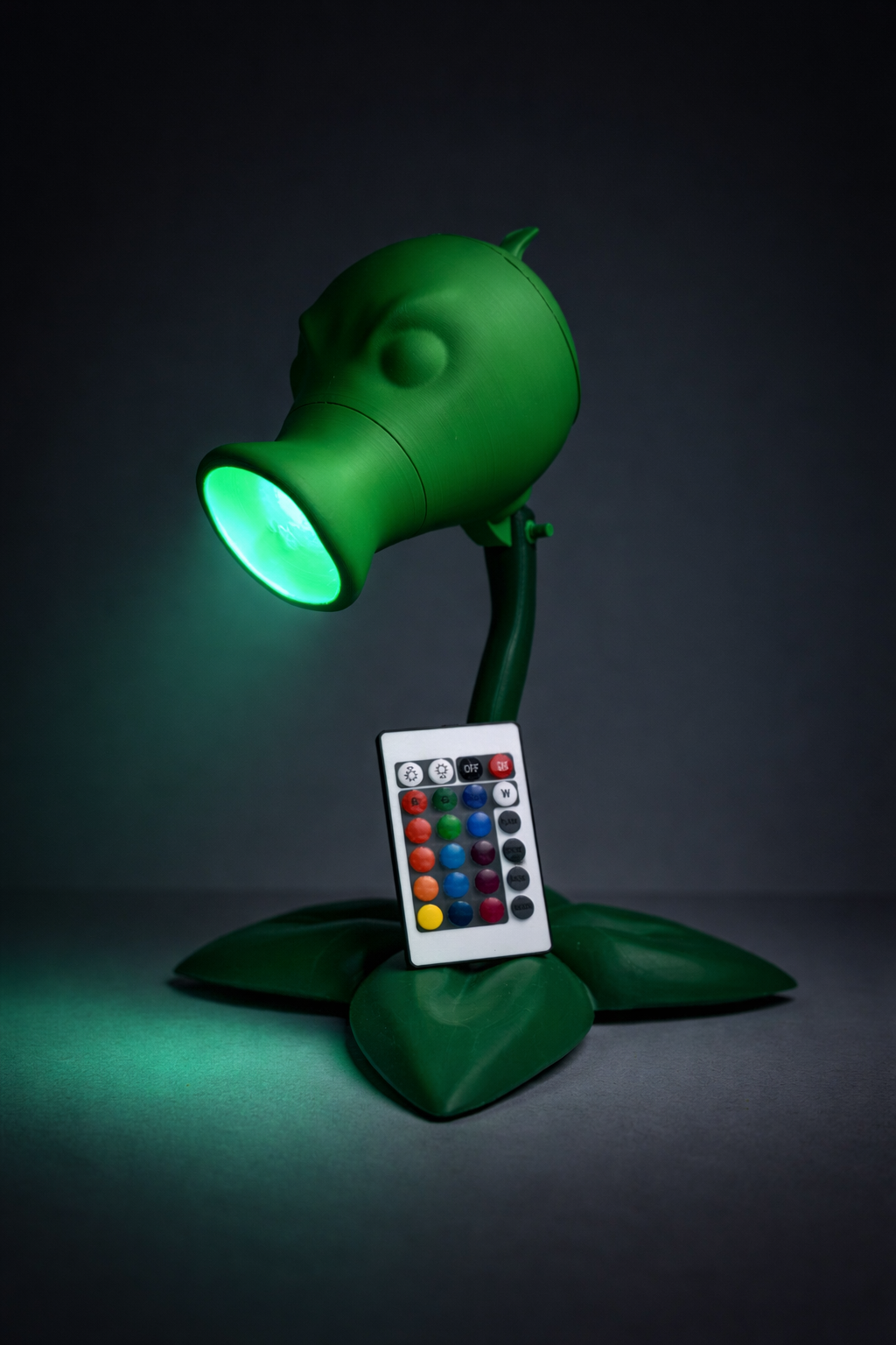 Luminária Fanart Plantas vs Zumbi